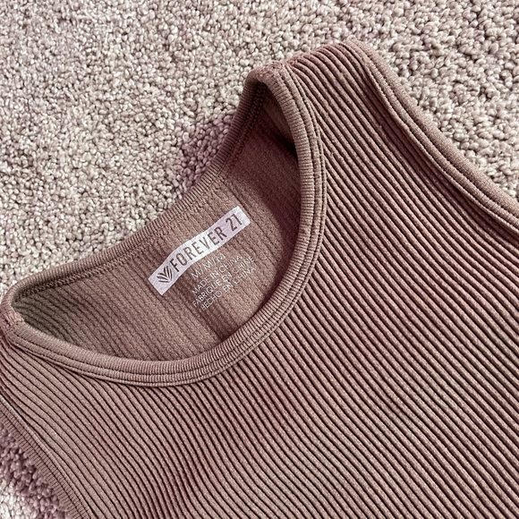 Tank top - Picture 4 of 5